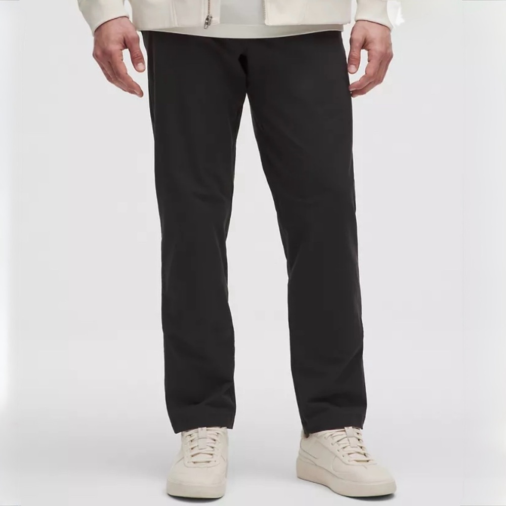 Lululemon Athletica Men's 5-Pocket Pant - Black size 34 Stretch Golf Active